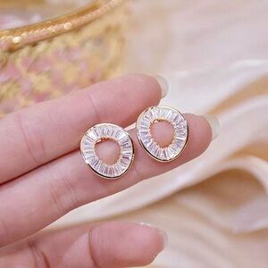 "Angelica” White Geode/Crystal Irregular Circle Geometric Stud Abstract Earrings